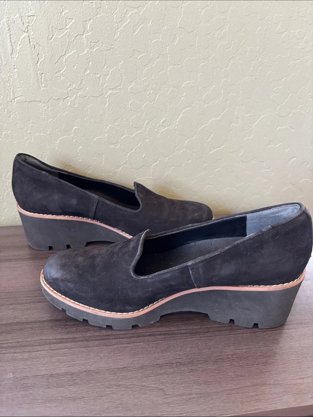 Vionic Black Suede Willa Wedge Platform Slip On Shoe Size 7.5